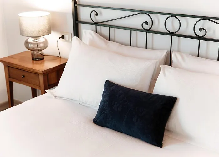 Casa Luna By Quokka 360 - Cathedral And View *