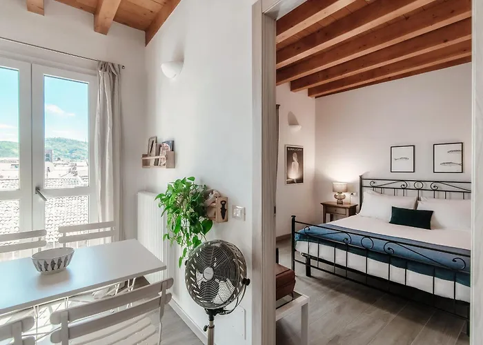 Casa Luna By Quokka 360 - Cathedral And View * Como