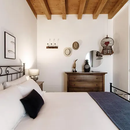 Casa Luna By Quokka 360 - Cathedral And View * Como